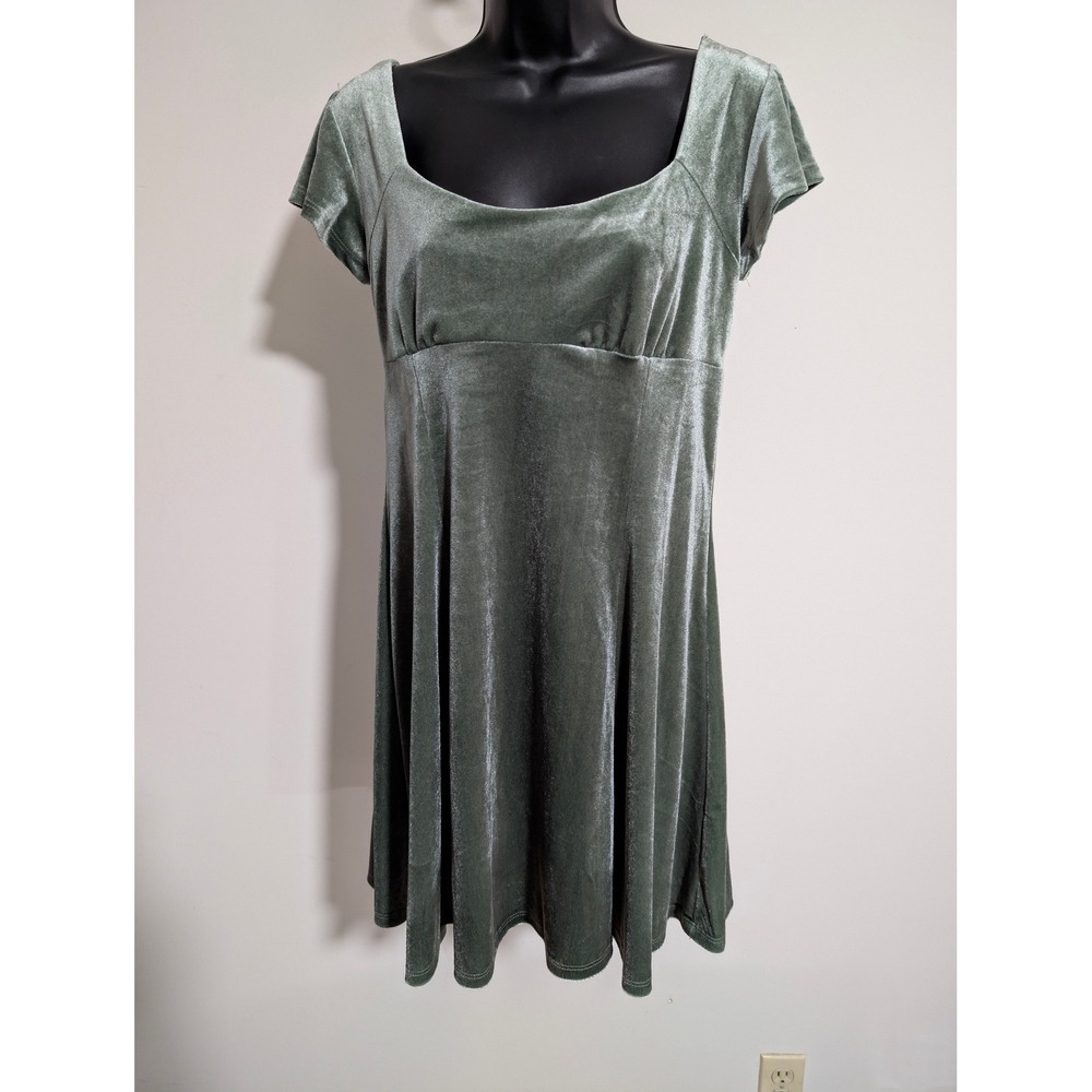 Rewind Velvet Sage Green Dress Square Neck Short Sleeve Smocked Back Large